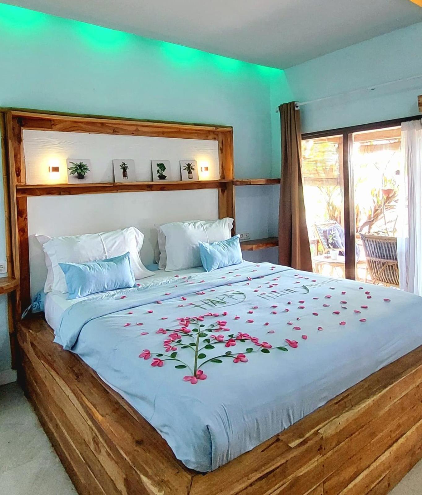 Marta House Gili Air Hotel Exterior photo